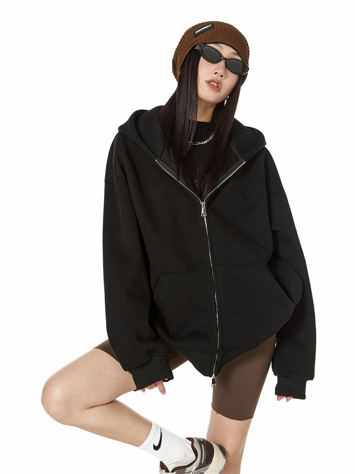 Vintage Zip-Up Hoodie | هودي سحاب فنتج بتصميم واسع